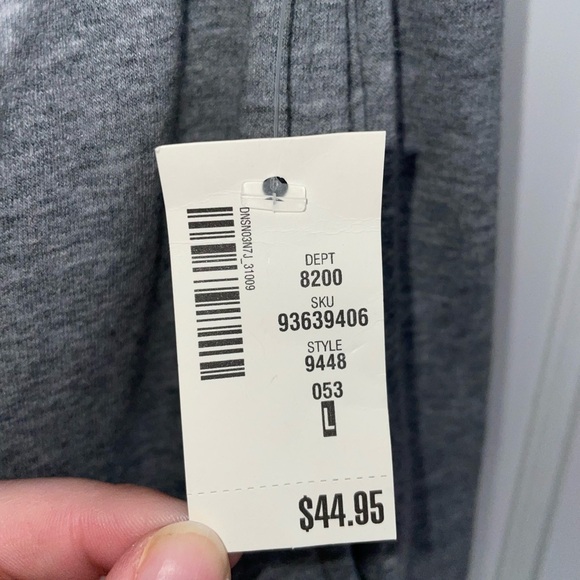 NWT - Aeropostale Gray High Rise Slouchy Sweatpants - Size: L - Picture 2 of 5